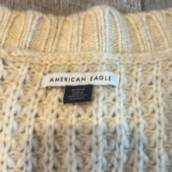 American Eagle Size Medium So Cozy V-Neck Oversized Bohemian Sweater - Picture 4 of 5